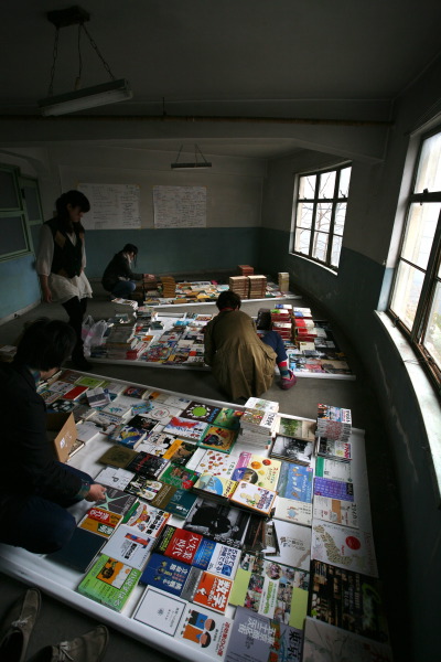a_tottorihondana_hiraki007
