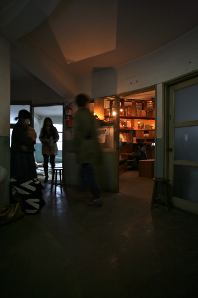 a_tottorihondana_hiraki017
